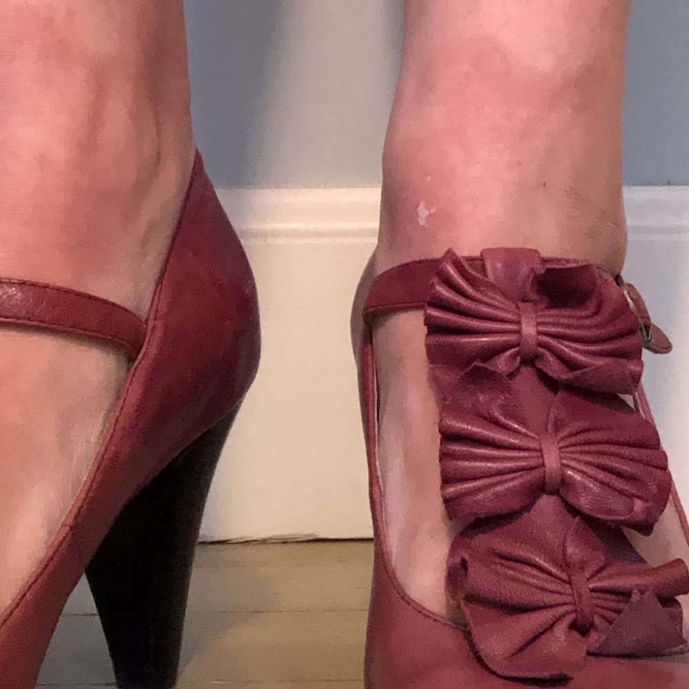 Mauve Heels
